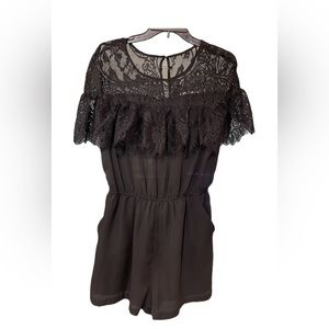 NWOT BB Dakota Women’s Claudette Ruffled Bodice Black Romper.